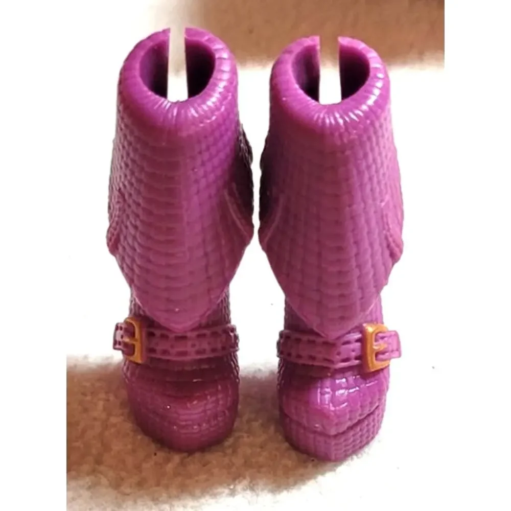 Monster High Clawdeen Wolf Scarily Ever After Little Dead Riding Hood Boots